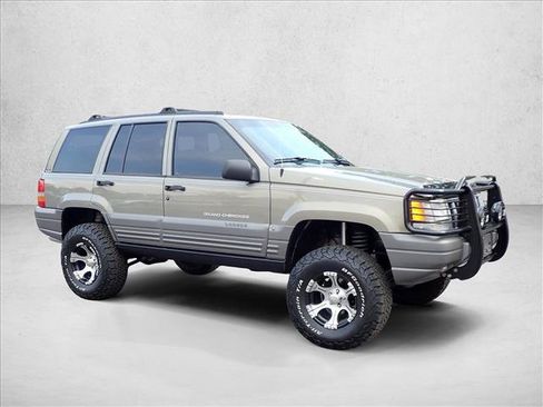 Used 1997 Jeep Grand Cherokee Laredo AWD/4WD image 5