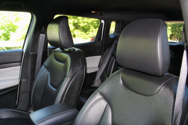 Used 2026 Jeep Compass Limited AWD/4WD image 22