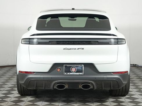Certified 2025 Porsche Cayenne GTS AWD/4WD image 6