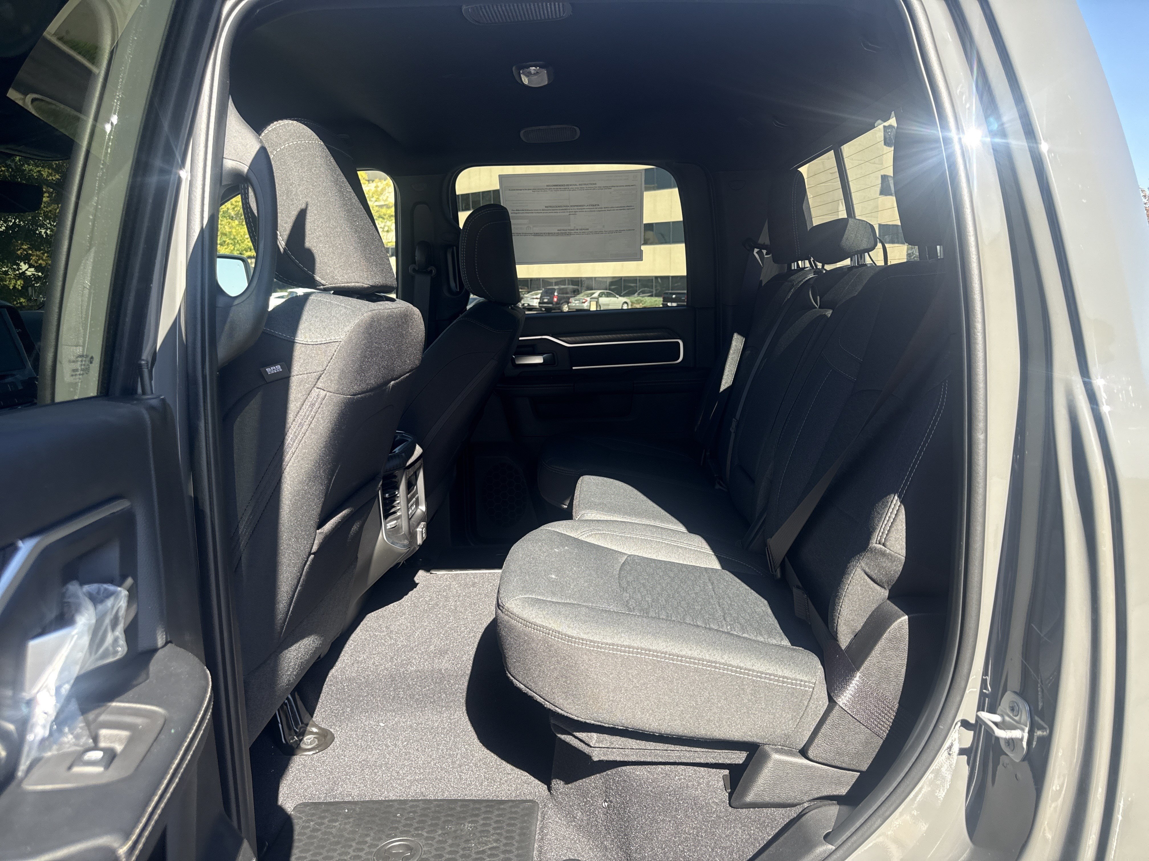 New 2027 RAM 3500 Big Horn AWD/4WD image 15