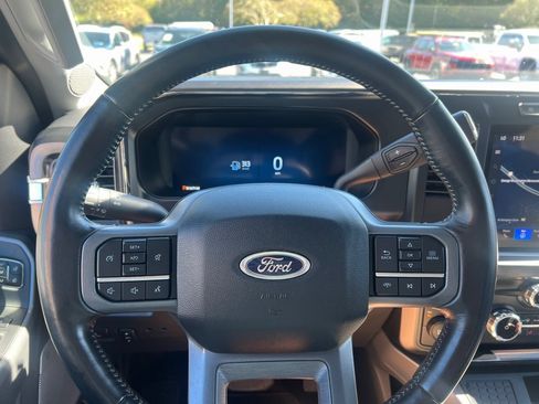 Used 2024 Ford F250 Lariat image 14