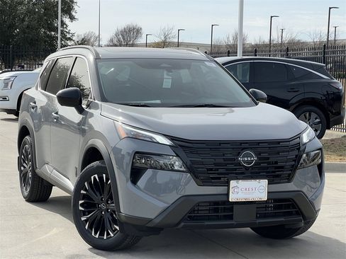 New 2026 Nissan Rogue SV image 2