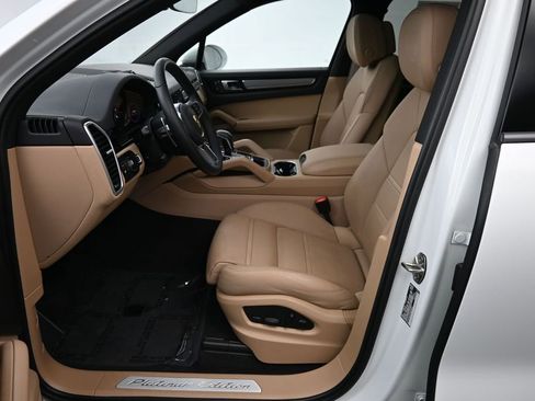 Certified 2023 Porsche Cayenne Platinum Edition AWD/4WD image 9
