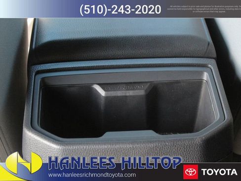 Used 2024 Toyota Tacoma TRD Sport image 17