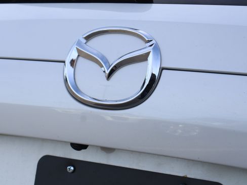 Certified 2025 MAZDA CX-5 Signature image 17