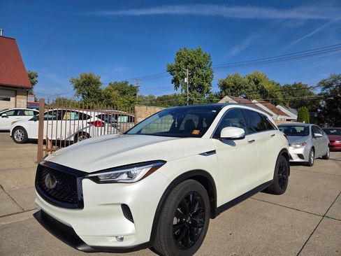 Used 2021 INFINITI QX50 Luxe image 6