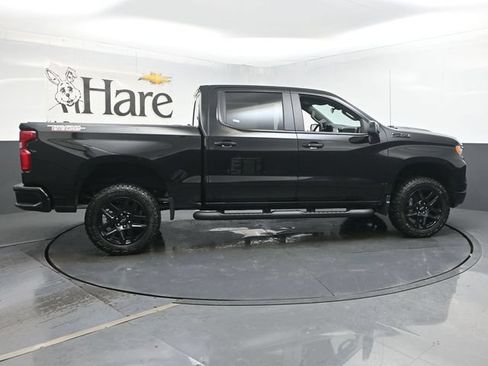 New 2026 Chevrolet Silverado 1500 LT Trail Boss w/ LPO, Dark Essentials Package AWD/4WD image 15