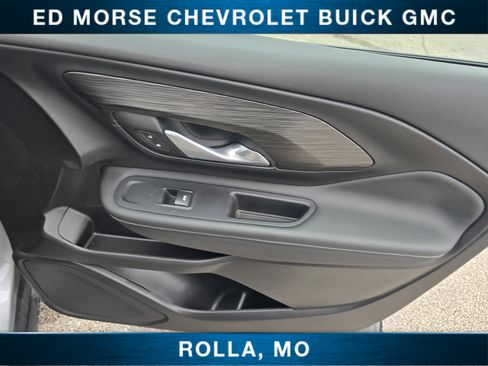 Used 2024 GMC Terrain SLE w/ Driver Convenience Package image 19