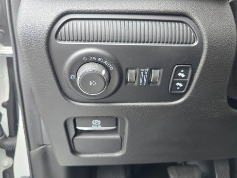 Used 2022 Jeep Grand Wagoneer Series I w/ HD Trailer Tow Package image 29