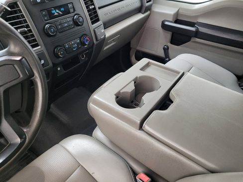 Used 2019 Ford F250 XL image 26