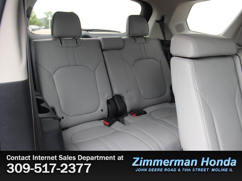 Certified 2024 Honda Pilot Elite image 8