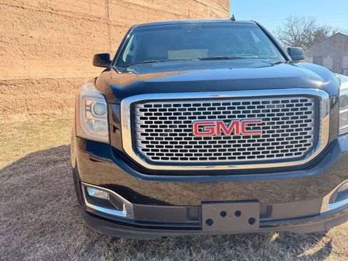 Used 2015 GMC Yukon Denali w/ Touring Package image 4