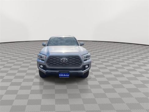 Used 2020 Toyota Tacoma 4x4 Double Cab image 3