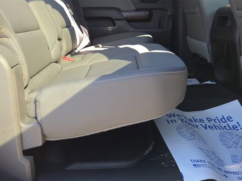 Used 2018 GMC Sierra 1500 SLT w/ SLT Premium Package image 16