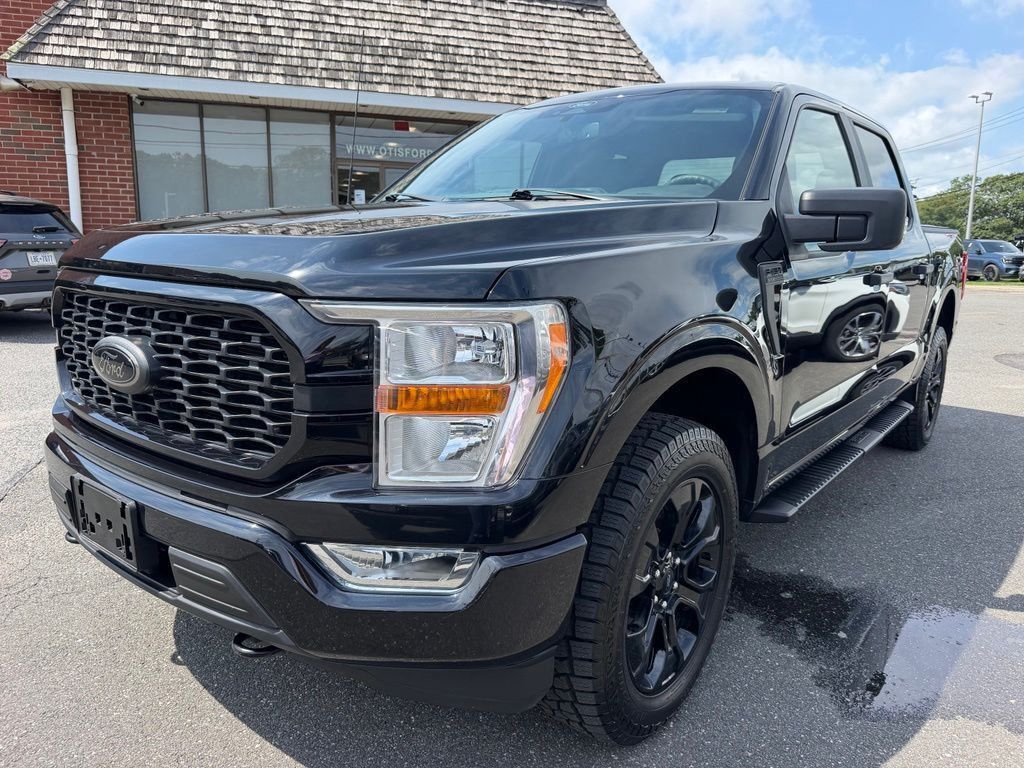 Certified 2022 Ford F150 XL w/ STX Black Appearance Package AWD/4WD image 5
