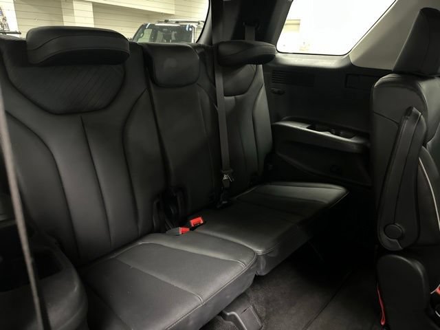 Used 2024 Hyundai Palisade SEL FWD image 25