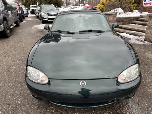Used 2000 MAZDA MX-5 Miata RWD image 9
