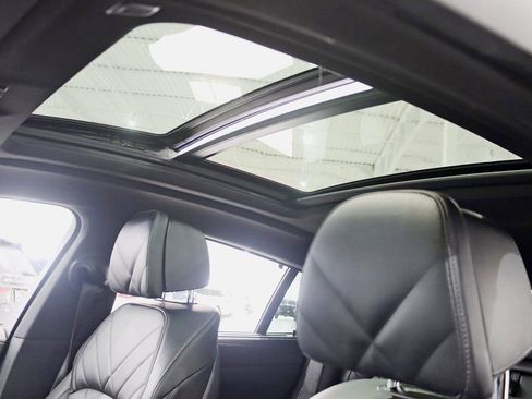 Used 2023 BMW X6 xDrive40i w/ Executive Package image 34