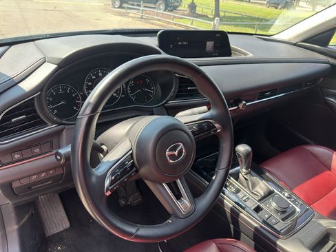 Used 2025 MAZDA CX-30 AWD 2.5 S w/ Preferred Package image 19