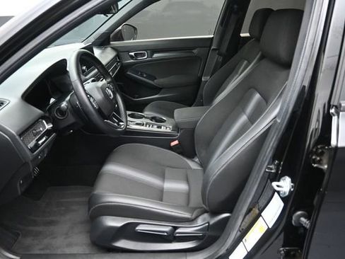 Certified 2025 Honda Civic Sport image 13