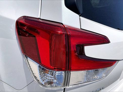 Used 2024 Subaru Forester Premium AWD/4WD image 23