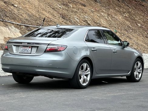 Used 2011 Saab 9-5 Turbo4 FWD image 4