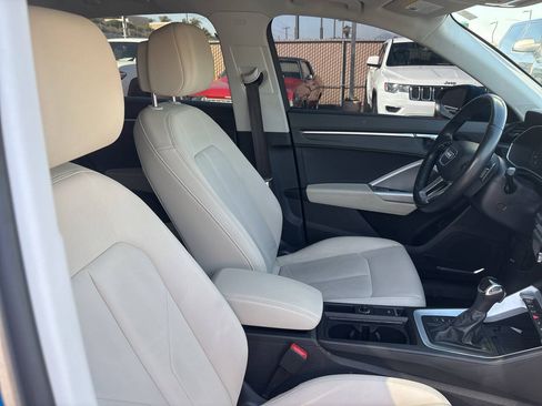 Used 2021 Audi Q3 2.0T Premium Plus w/ Premium Plus Package AWD/4WD image 27