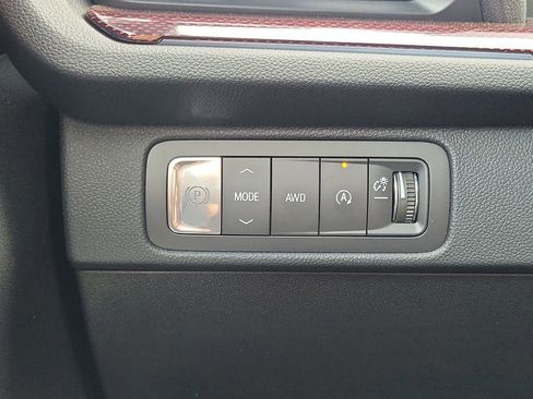 New 2026 Chevrolet Traverse Z71 w/ Enhanced Driving Package AWD/4WD image 14