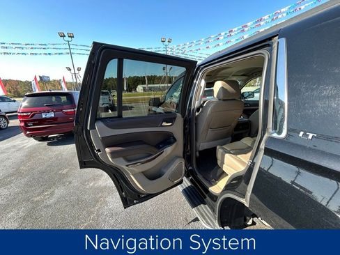 Used 2018 Chevrolet Tahoe LT image 17