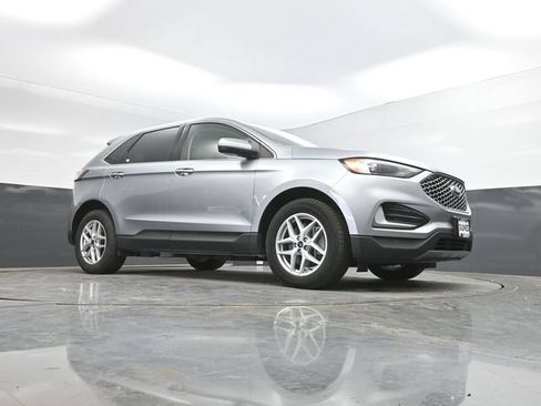 Used 2024 Ford Edge SEL AWD/4WD image 45