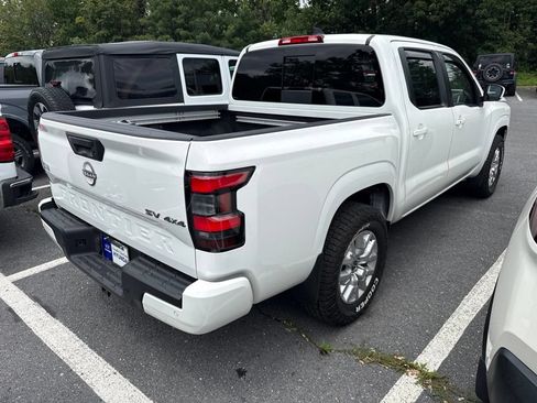Used 2023 Nissan Frontier SV w/ SV Convenience Package AWD/4WD image 4