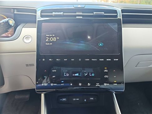 New 2024 Hyundai Tucson Limited image 21