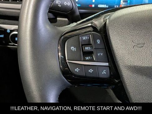 Used 2024 Ford Escape Platinum AWD/4WD image 32