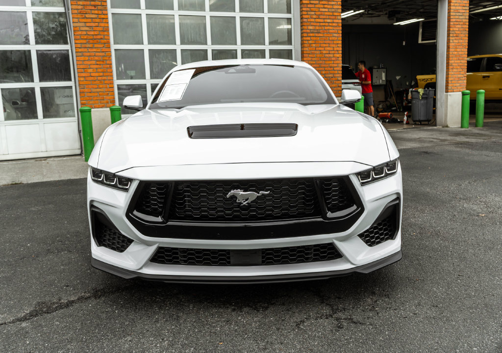 Used 2024 Ford Mustang GT Premium w/ GT Performance Package RWD image 28