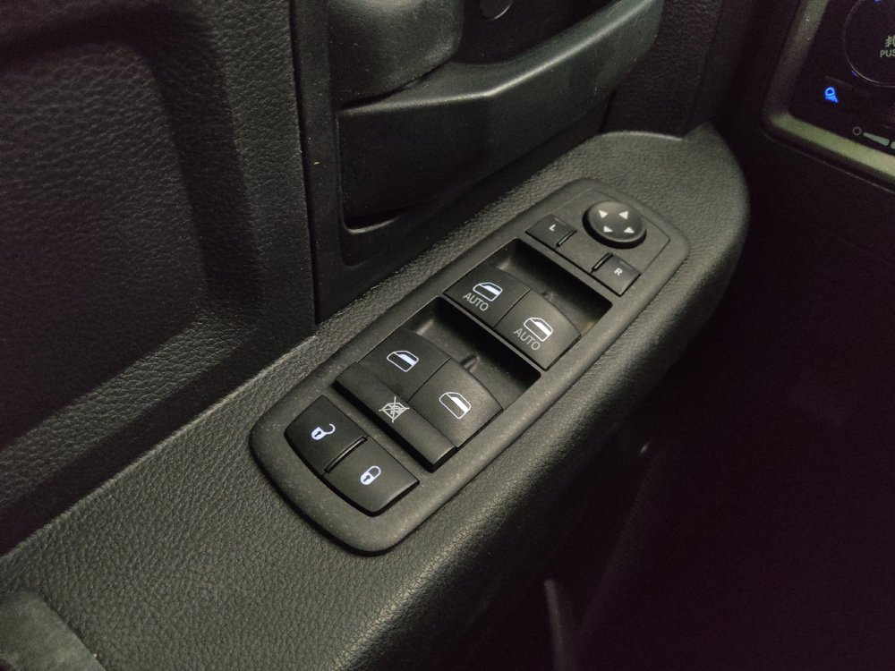 Used 2016 RAM 1500 Express w/ Popular Equipment Group AWD/4WD image 27