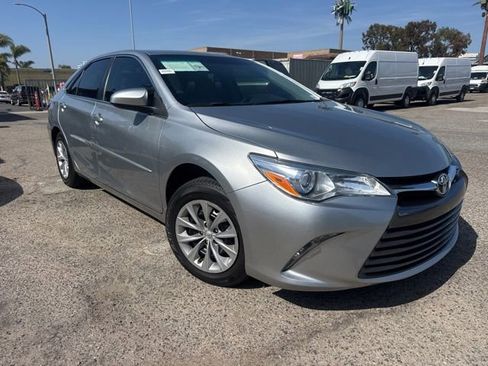 Used 2017 Toyota Camry LE w/ Protection Package (Q2) FWD image 3