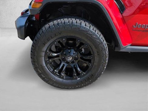 Used 2018 Jeep Wrangler Unlimited Rubicon AWD/4WD image 23