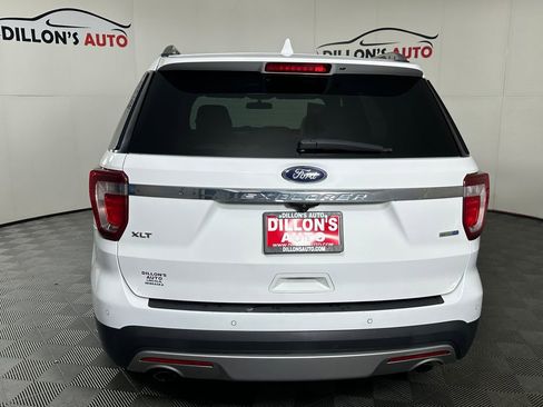 Used 2017 Ford Explorer XLT AWD/4WD image 5