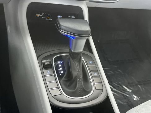Used 2024 Hyundai Kona SEL image 21