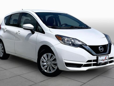 Used 2019 Nissan Versa Note SV FWD image 3