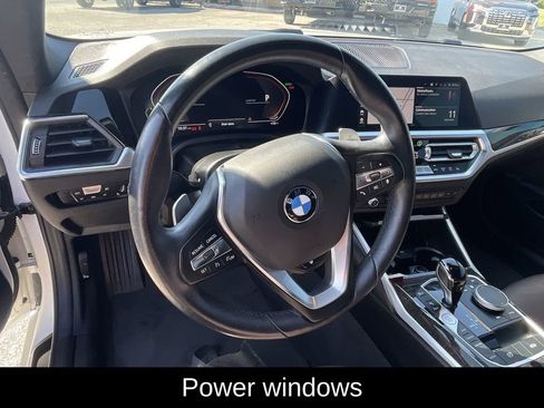 Used 2022 BMW 430i Convertible w/ Premium Package image 17