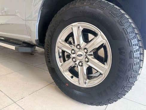 Used 2025 Ford F150 XLT w/ Equipment Group 301A Standard image 9