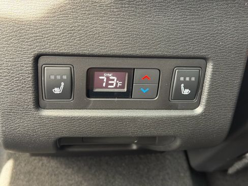 New 2026 Mitsubishi Outlander SEL image 20