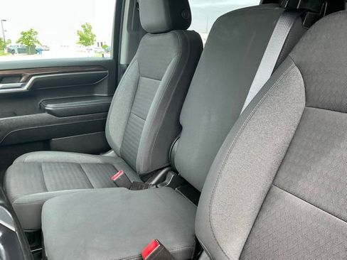 Used 2023 Chevrolet Silverado 1500 LT AWD/4WD image 34