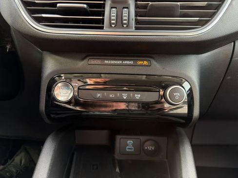 Used 2023 Ford Escape SE w/ PHEV Premium Package FWD image 35