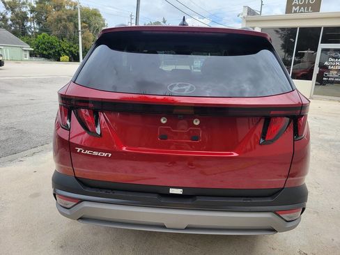 Used 2026 Hyundai Tucson SEL FWD image 6