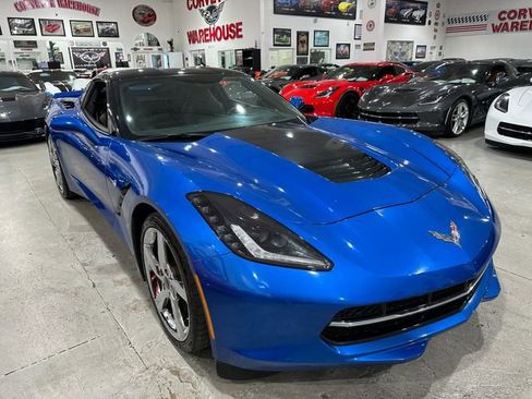 Used 2014 Chevrolet Corvette Stingray Coupe w/ 3LT Preferred Equipment Group RWD image 4