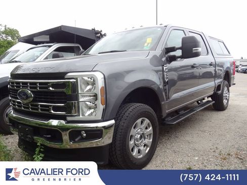 Used 2024 Ford F250 XLT w/ FX4 Off-Road Package AWD/4WD image 2