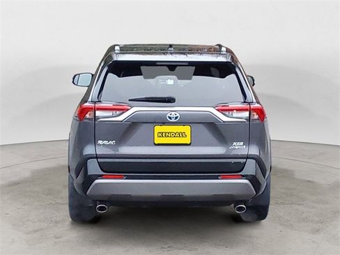 Used 2020 Toyota RAV4 XSE image 4