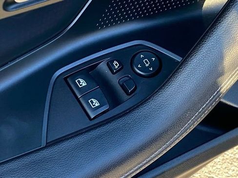 Used 2022 BMW 230i Coupe w/ Convenience Package image 19